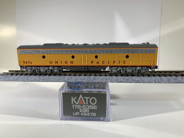 176-5356 EMD E8B Union Pacific #947B